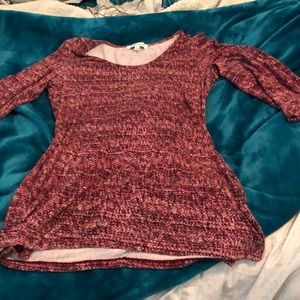 Medium sleeve shirt/ blouse